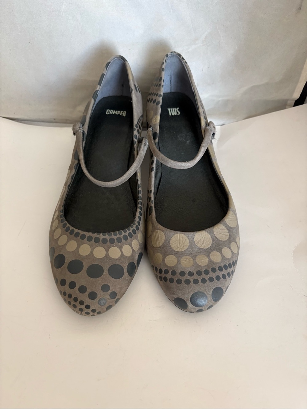 Camper Taupe and Gray Polka Dot Mary Jane heel hoes EU39 US9